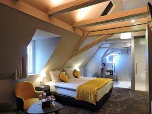 Hotels Hotel Restaurant La Couronne : photos des chambres