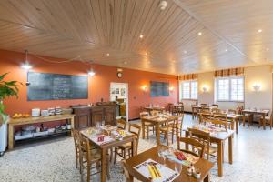 Hôtel Restaurant Le Foirail photo 9