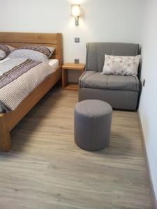 Apartments and Rooms Milena