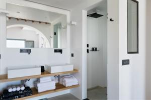 Summer 3 Bedroom Residence Private Pool Sea View @ Belvedere Villa Nextdoor