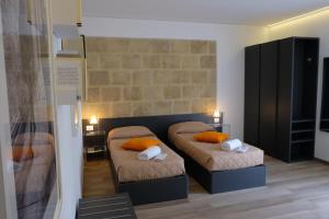 Triple Room with Garden View room in Locanda Degli Scrittori