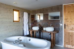 Maisons de vacances Cottages Domaine du Grand Bec : photos des chambres