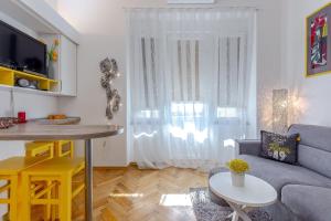 Studio apartman Piramida 
