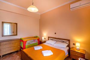 Villa Helen 200m from the beach in Tersanas BY APOKORONAS-VILLAS