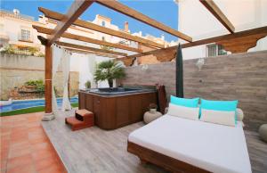 Villa Maite with Pool and Hot Tub SpainSunRentals 1057