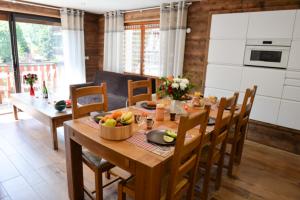 Appartements Chalet Les Gentianes : photos des chambres