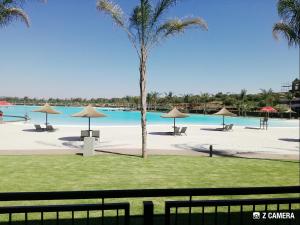 The Blyde - Crystal Lagoon Penthouse Apartment