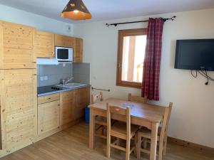 Appartements Boost Your Immo Chalet des Rennes 83 : photos des chambres