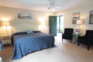 Island Place