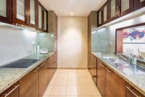 Nasma Luxury Stays - Fantastic Burj Khalifa View From This Fancy Condo