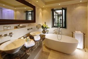 Hotels Chateau Eza : photos des chambres