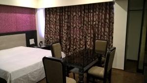 Hotel Supreme