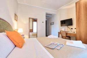 Double Room - Disability Access room in Albergo Villa Priula
