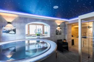 Willa Baciarka-basen, sauny i jacuzzi