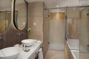 The Level Premium Room room in Melia Castilla