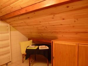 B&B / Chambres d'hotes Le Rocher des Ducs, vue sur montagne : photos des chambres