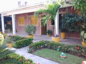 Casa com 4 quartos em condomínio fechado - 塔曼达雷