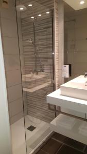 Hotels Kyriad Bourg En Bresse : Chambre Double