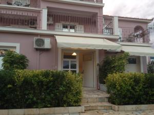 Triple Room with Garden View