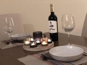 Duquesa Village (La Casa del Loonos)