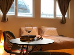 Two-Bedroom Apartment room in SKYLER GUEST HOUSE