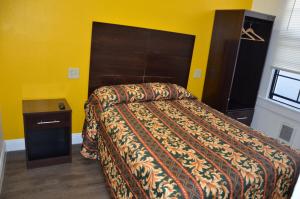 Economy Double Room room in Hotel Sunrise