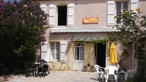 B&B / Chambres d'hotes Chambres et Tables d'hotes a l'Auberge Touristique : photos des chambres