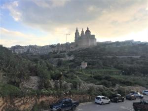 Higlander Apartments