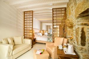 Signature Suite with Sea View room in Petinos Beach Hotel