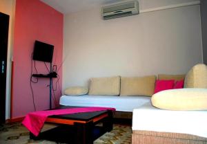 Apartments Hazi 1 150m from sea