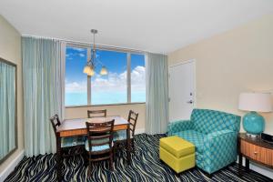 Standard Room, 1 King Bed, Intracoastal/Inside View room in Hollywood Beach Tower by Capital Vacations