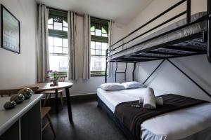 Double or Twin Room with Shared Bathroom room in Sydney Central Inn