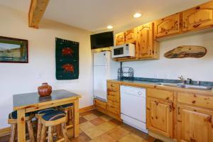 Ptarmigan Mountain 202 Condo