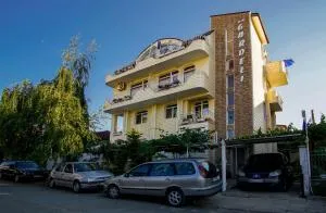 Guest House Gardeli - فارفارا