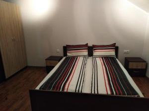 Casa Banc Guesthouse Bed And Breakfast Baile Felix Deals Photos Reviews
