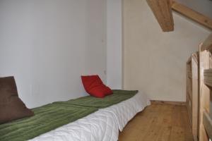 Chalets Le 1600 Hameau des Thures Nevache Hautes Alpes : photos des chambres