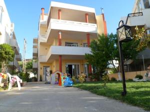 Menelaos Apartments Rethymno Greece
