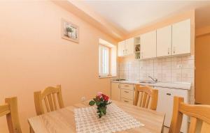 Apartments Old grandfathers house