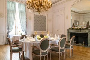 Hotels The Originals le Chateau de Dissay Poitiers : photos des chambres