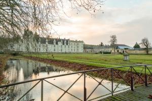 Hotels The Originals le Chateau de Dissay Poitiers : photos des chambres