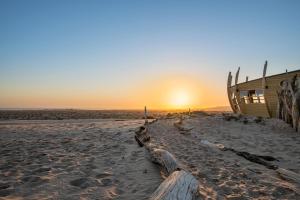 Mowe Bay, Skeleton Coast National Park, Namibia.