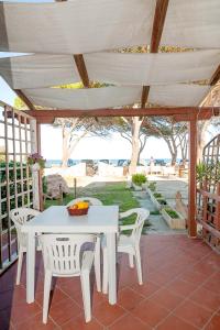 Two-Bedroom Apartment room in Stella Marina Budoni