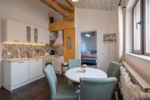 1-Bedroom Designer Apartment on Hristo Belchev Str