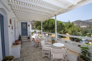 Pension Ageliki Sifnos