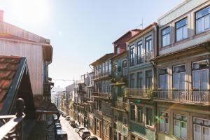 APOSENTUS - Charming Center Apartment with Balcony