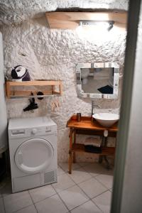 Appartements Les Gites des Chateaux, gites troglodytiques : Appartement 2 Chambres