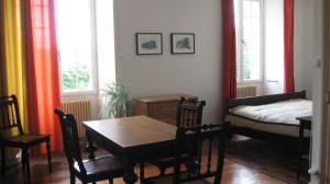 B&B / Chambres d'hotes Le Petit Bois : Chambre Double avec Salle de Bains Privative