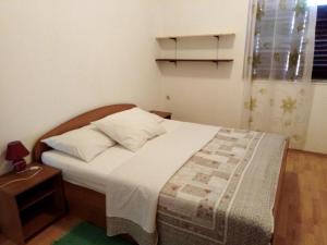 Apartments by the sea Tkon, Pasman - 16275