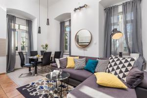 Molo Longo apartments 