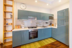 Naima Sea View Design Apartment By HouseinNaples